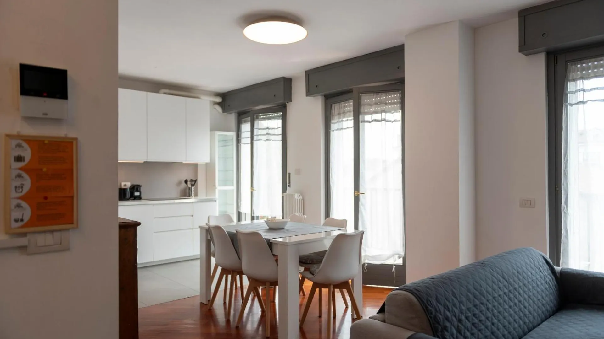 Villa Fenix Milano Itálie